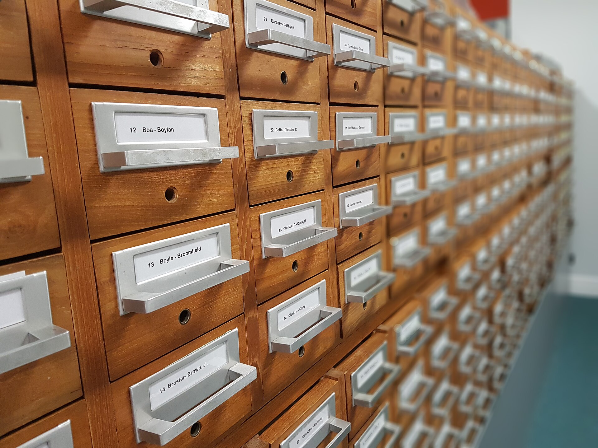 Combien de temps garder chaque papier administratif, document par document