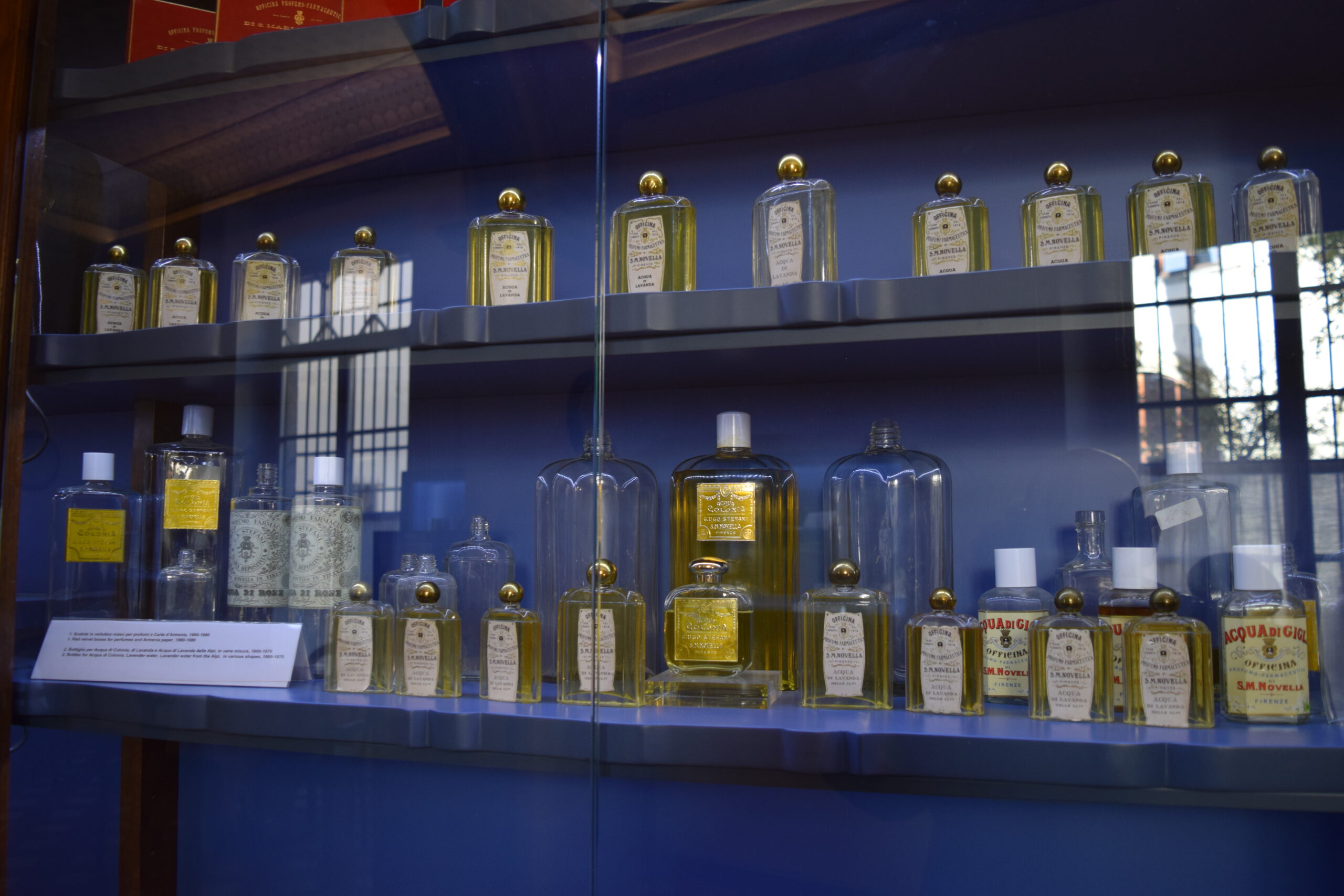 Les symboles au dos des cosmétiques disent quand jeter